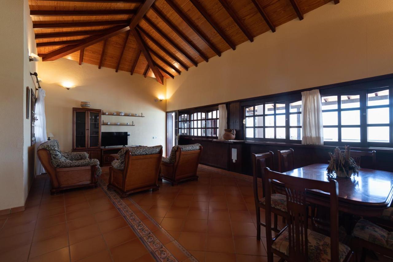 VILLA LOBOS con piscina privada Caleta de Fuste Exterior foto
