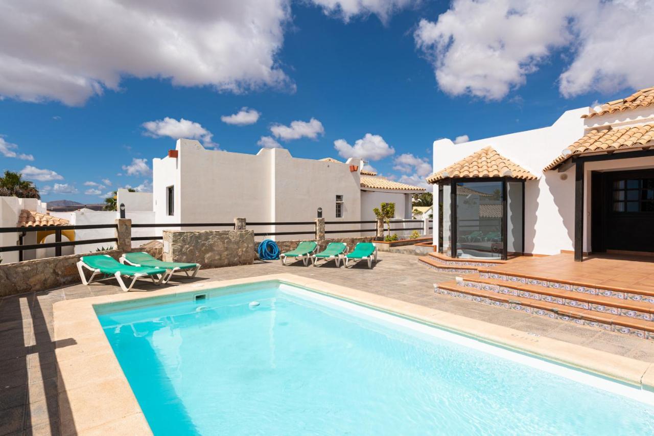 VILLA LOBOS con piscina privada Caleta de Fuste Exterior foto